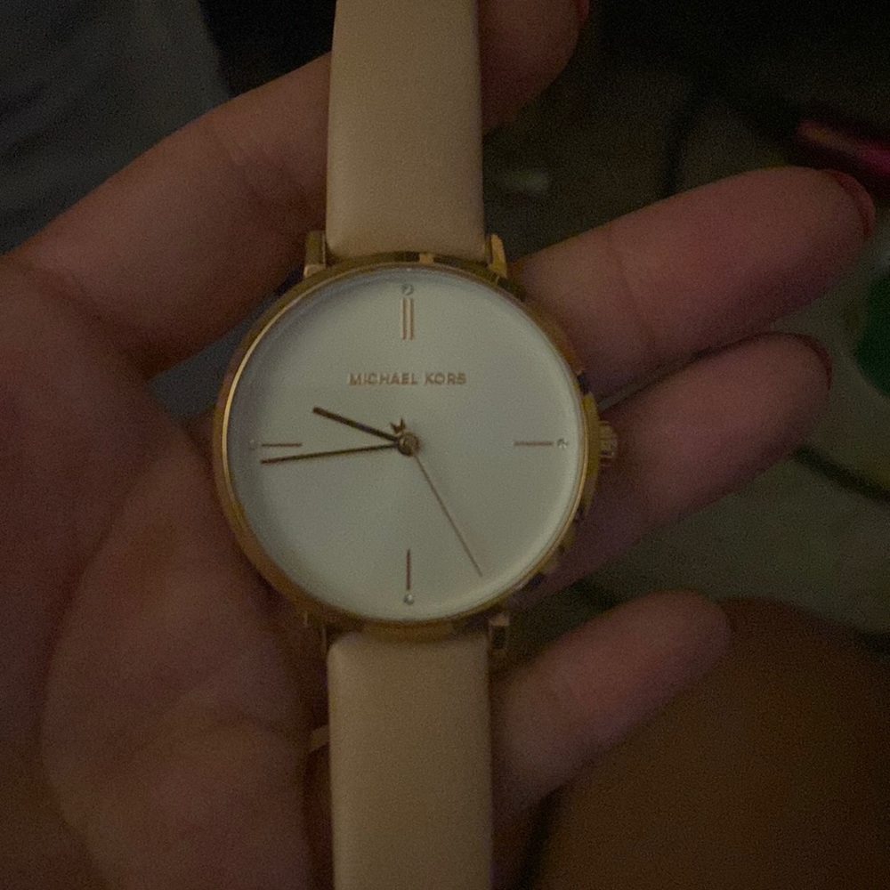 MK light pink watch